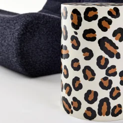 Mesa auxiliar, mesita de noche de acero esmaltado, diseño de leopardo