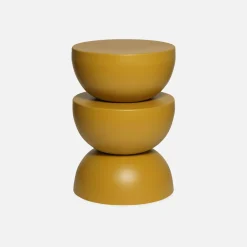Mesa auxiliar o mesita de metal