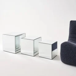 Mesa cúbica con espejos, 30cm