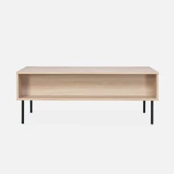 Mesa de centro con decoración de madera acanalada