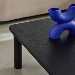 Mesa de centro cuadrada de madera de hevea con chapa de roble