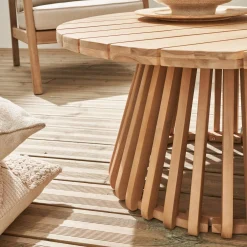 Mesa de centro de jardín de madera
