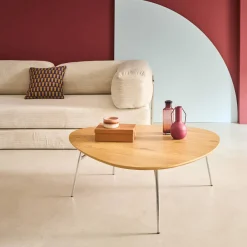 Mesa de centro ovalada patas cromadas y efecto madera