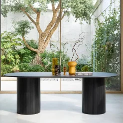 Mesa de comedor de madera de hévea y chapado de roble, 8 plazas