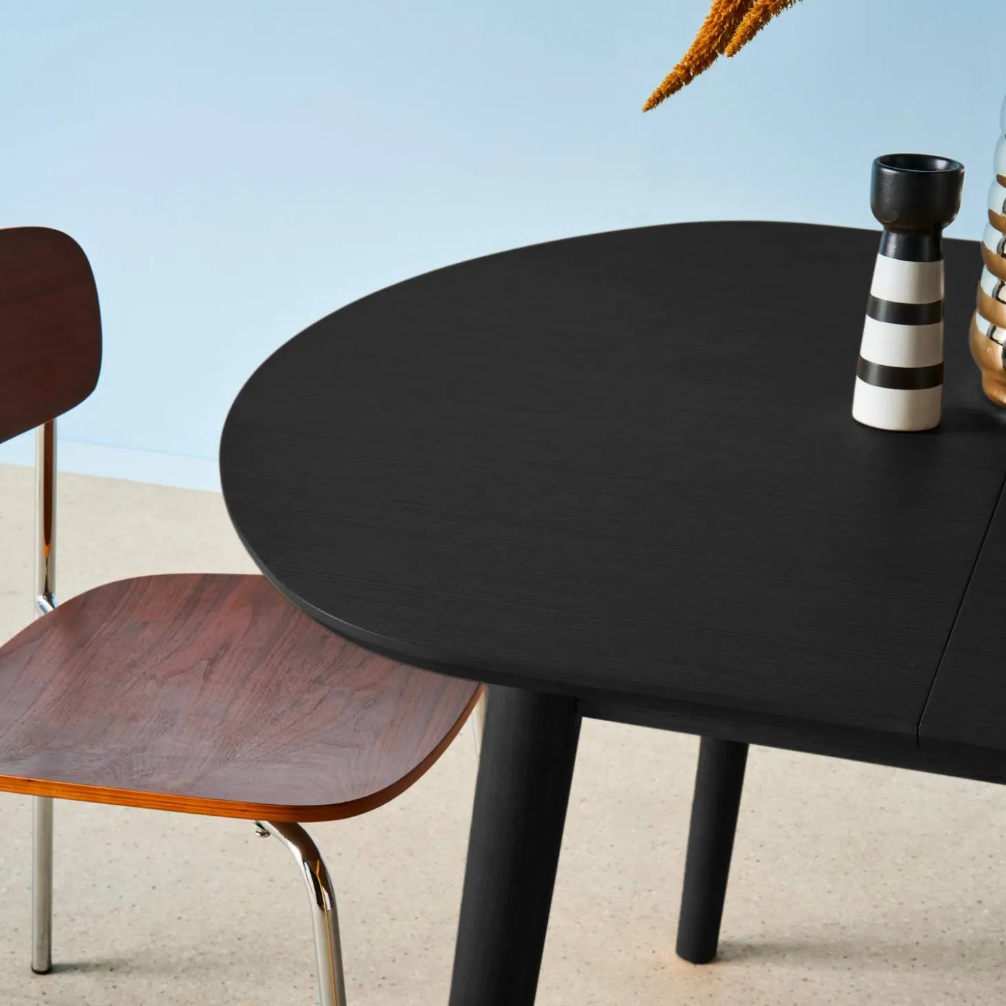 Mesa de comedor ovalada extensible de madera, 4-6 asientos