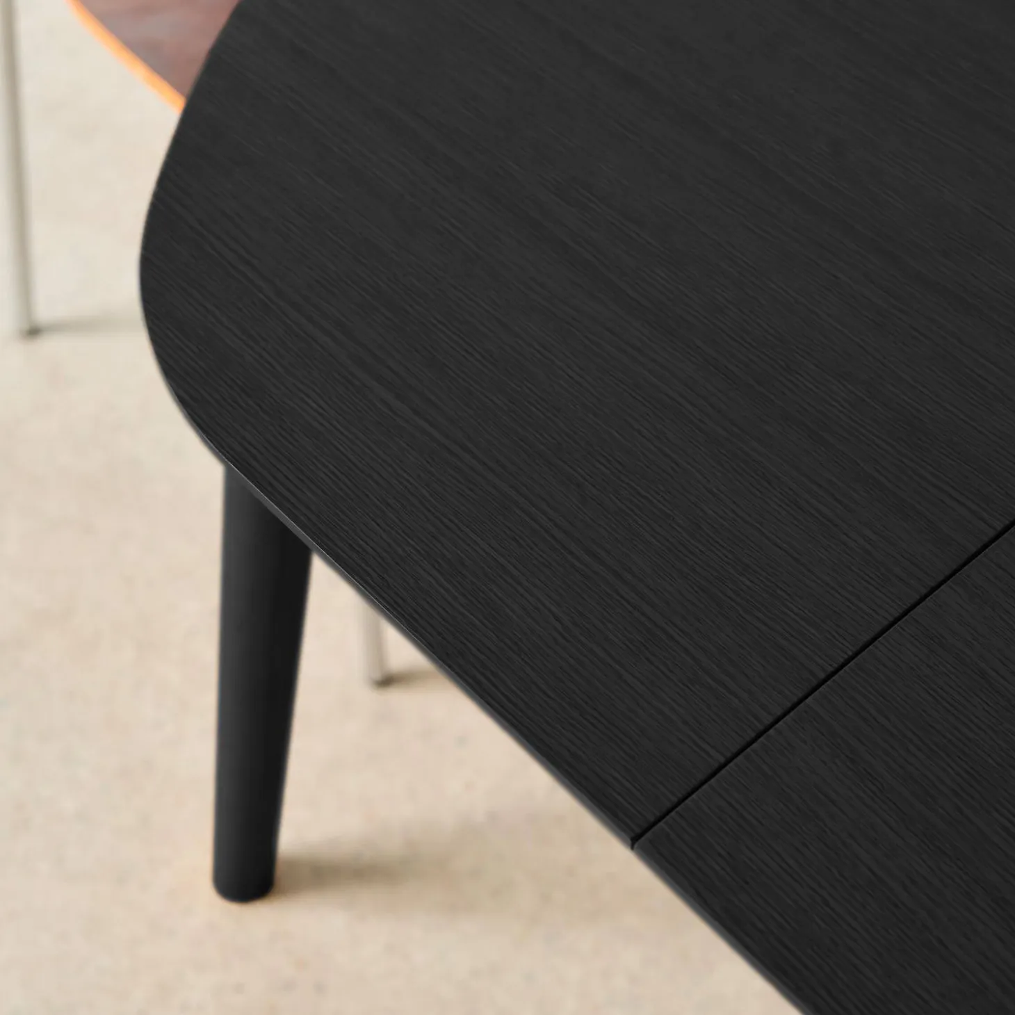 Mesa de comedor ovalada extensible de madera, 4-6 asientos