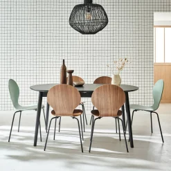 Mesa de comedor ovalada y extensible de 6 a 8 plazas