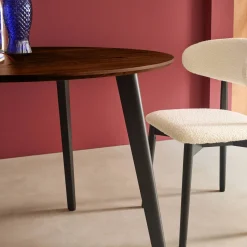 Mesa de comedor redonda efecto madera con patas de metal negro, 4 plazas