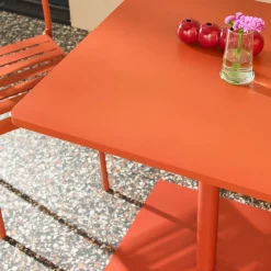 Mesa de jardín bistró cuadrada de acero con 2 sillas