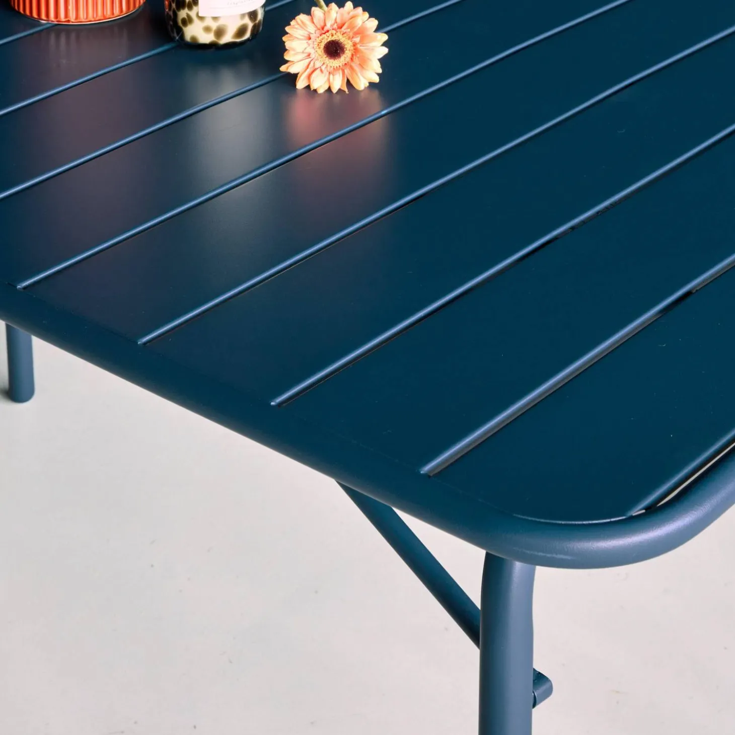 Mesa de jardín bistró de acero plegable, 6 plazas, 140cm