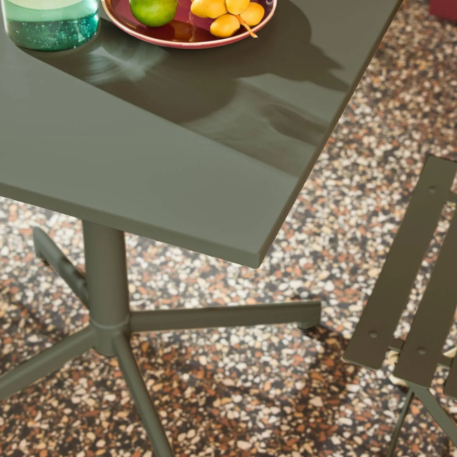 Mesa de jardín bistró plegable de metal con 2 sillas
