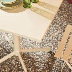 Mesa de jardín bistró plegable de metal con 2 sillas