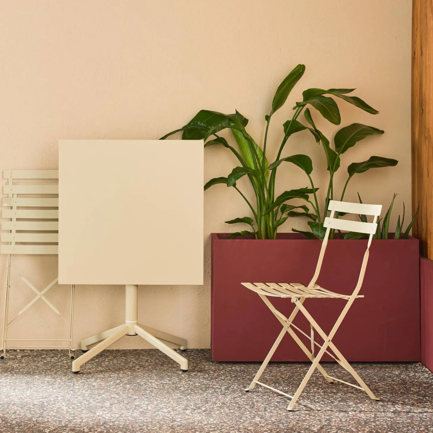 Mesa de jardín bistró plegable de metal con 2 sillas