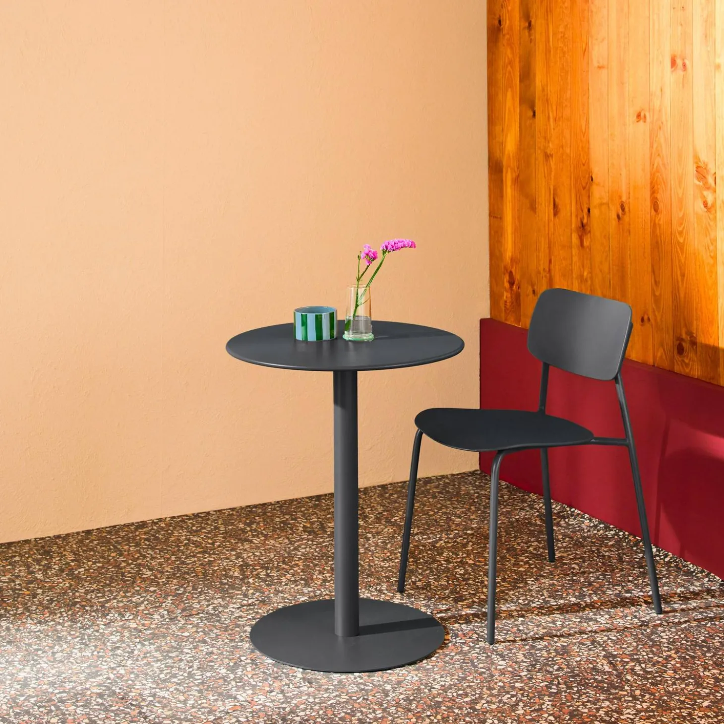 Mesa de jardín bistró redonda de acero para 2 personas