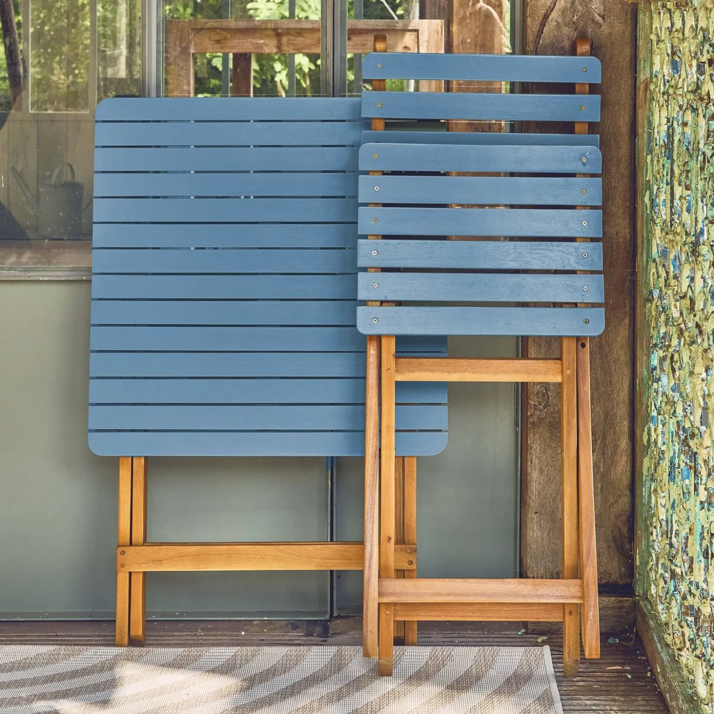 Mesa de jardín de madera de acacia con 2 sillas plegables