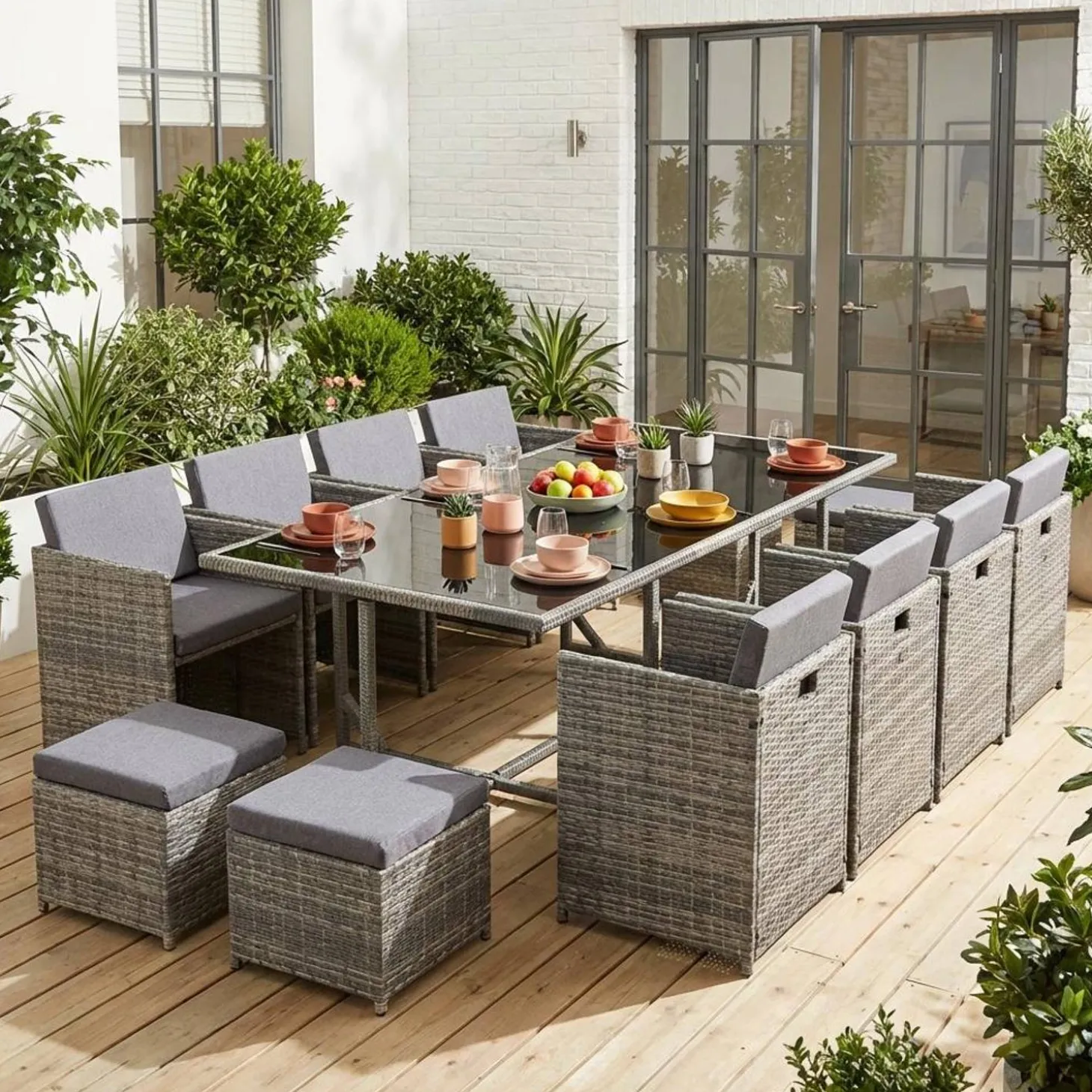 Mesa de jardín de resina con capacidad de 12 plazas
