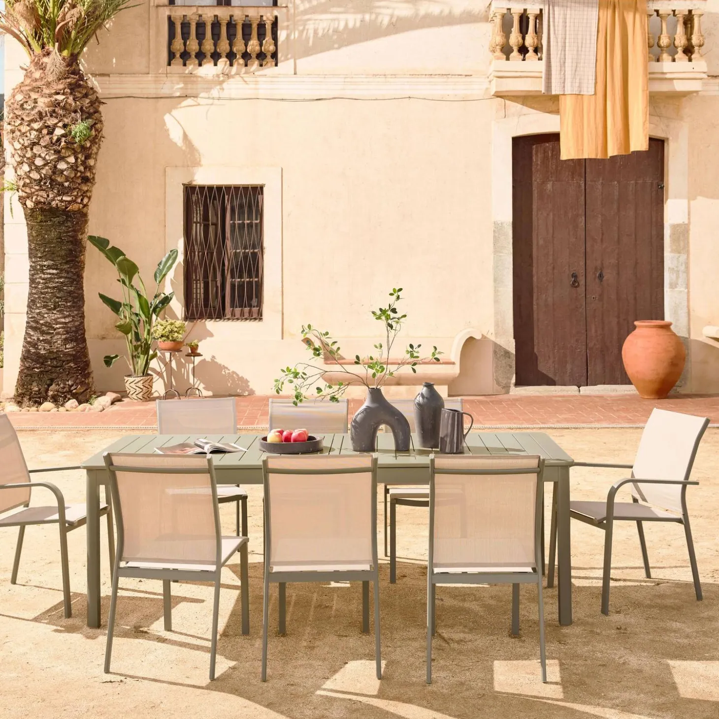 Mesa de jardín extensible de aluminio con 10 sillas
