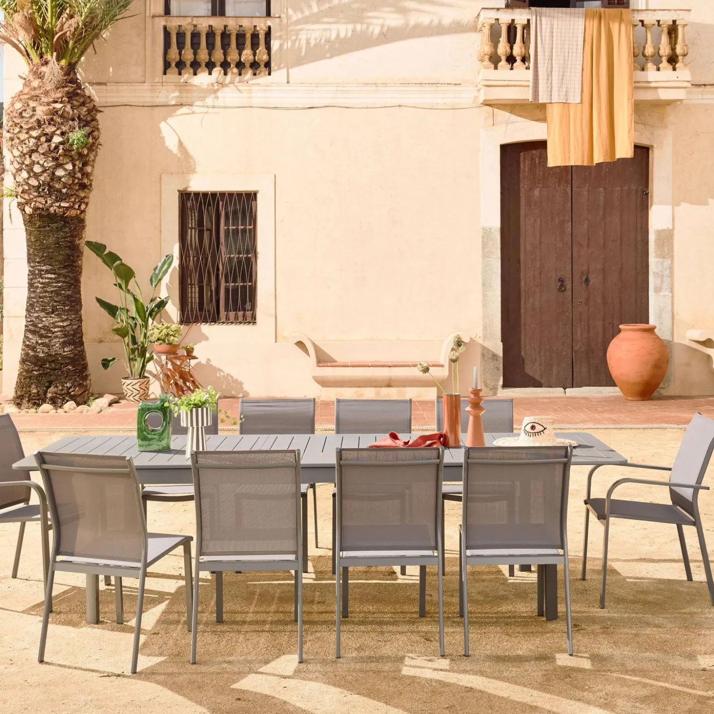 Mesa de jardín extensible de aluminio con 10 sillas