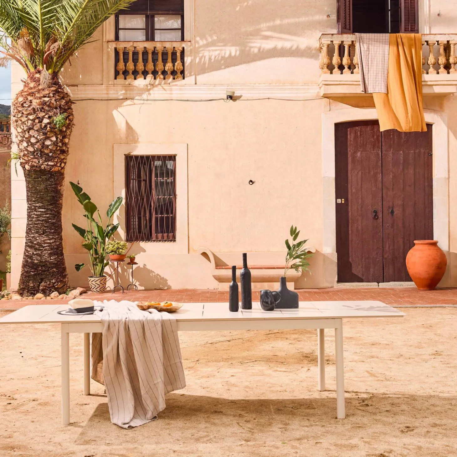 Mesa de jardín extensible de aluminio de 8 plazas