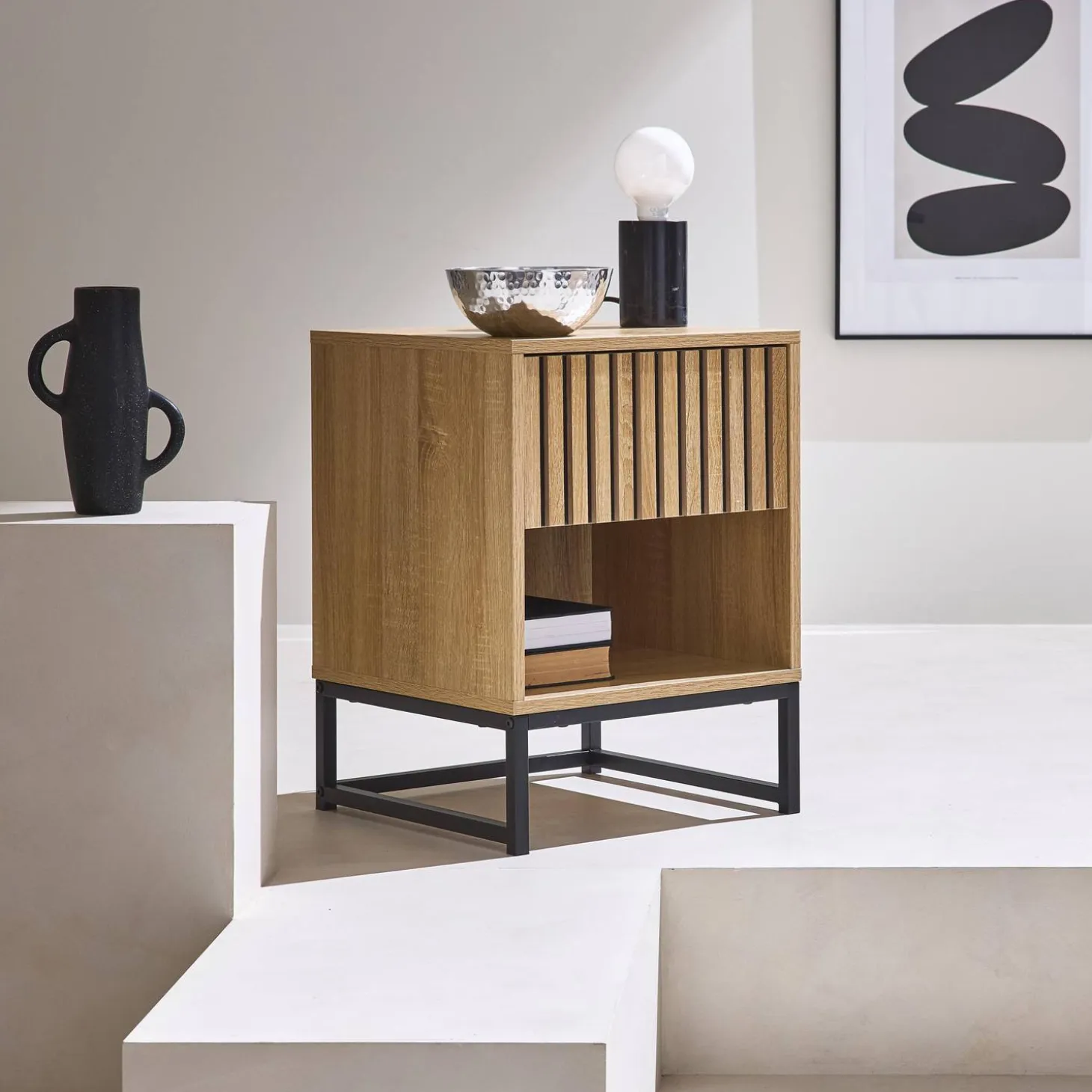 Mesita de noche contemporánea efecto madera estriada con 1 cajón