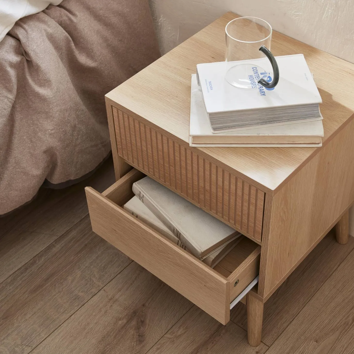 Mesita de noche de 2 cajones con efecto madera, set de 2