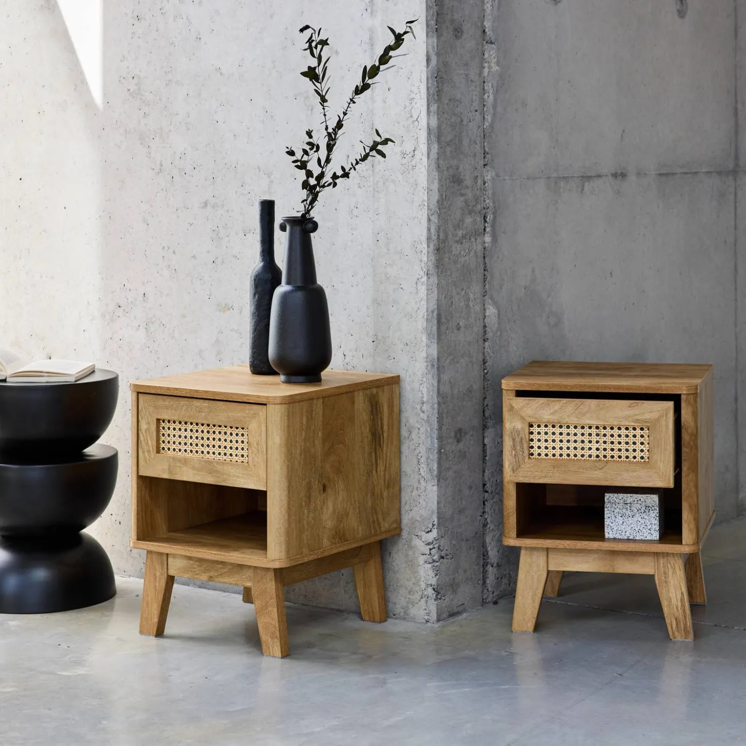 Mesita de noche efecto madera y caña, set de 2