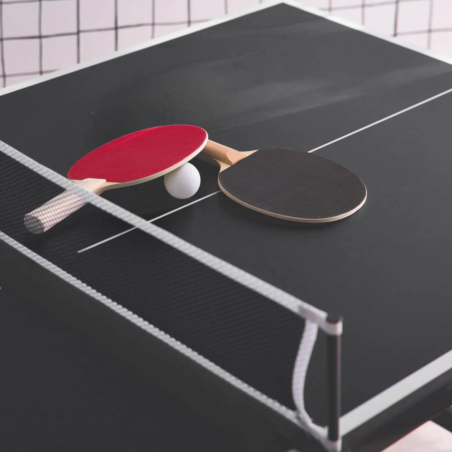 Mini mesa de ping pong interior plegable con 2 raquetas y 3 pelotas, 150cm