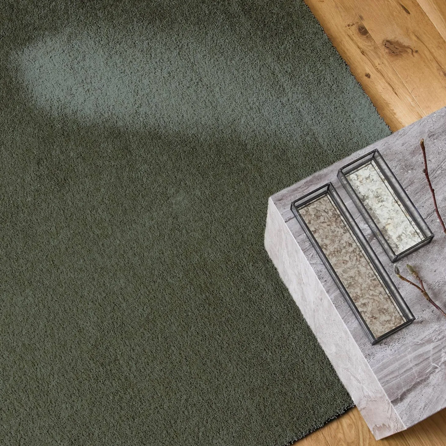 Moqueta interior de terciopelo rizado verde oscuro
