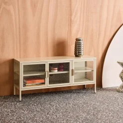 Mueble de TV industrial de metal y vidrio templado con 3 puertas, 120cm