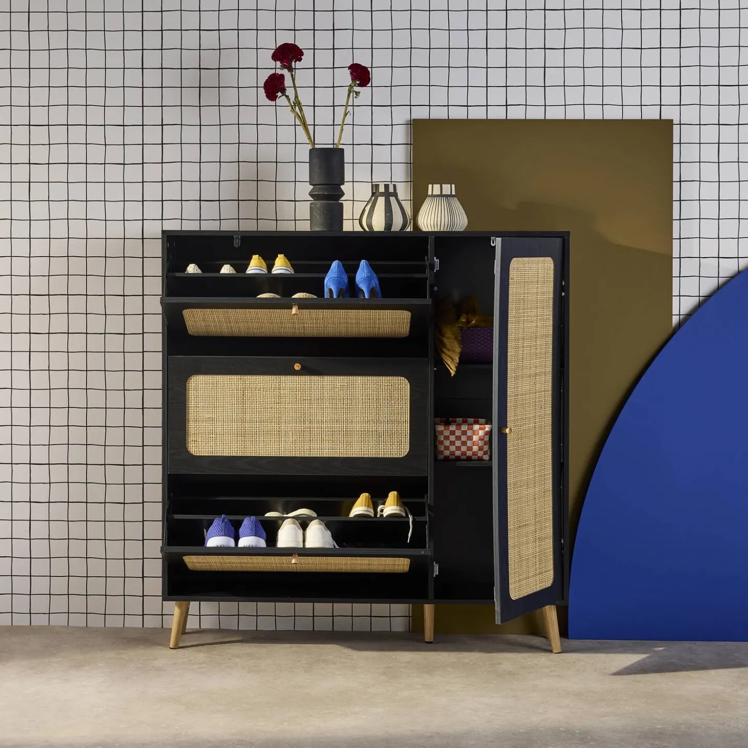 Mueble para zapatos de caña con 3 cajones
