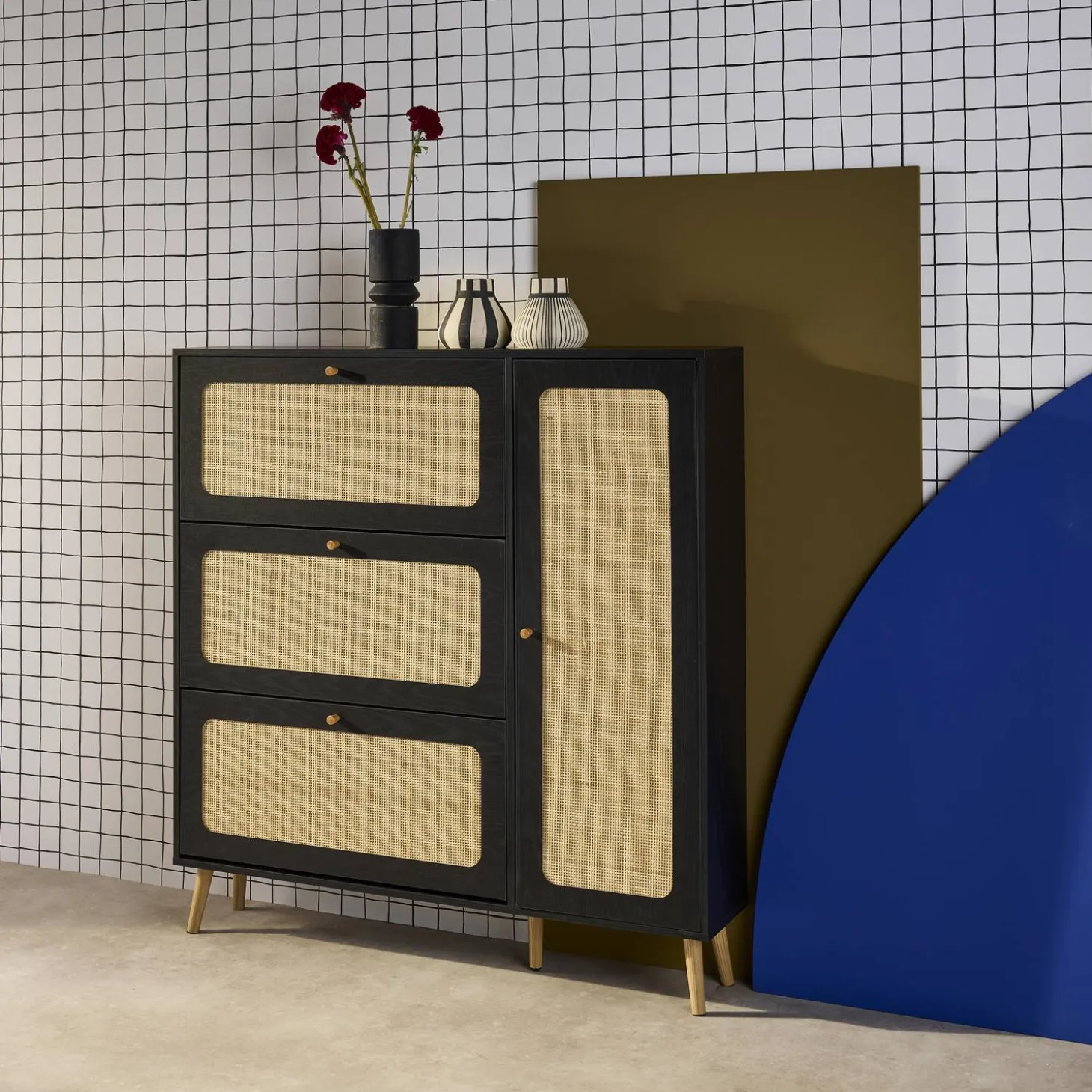 Mueble para zapatos de caña con 3 cajones
