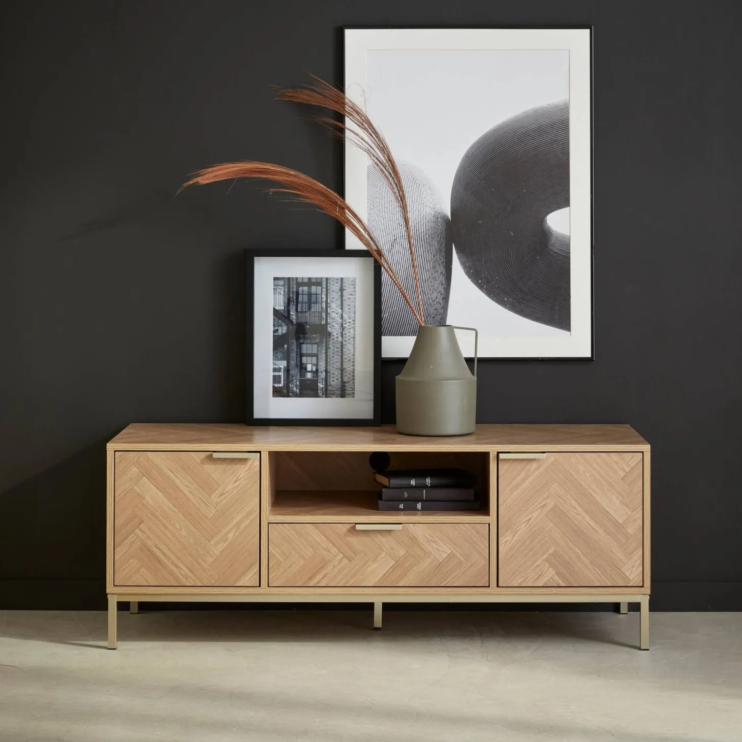 Mueble TV efecto madera en espiga 120cm
