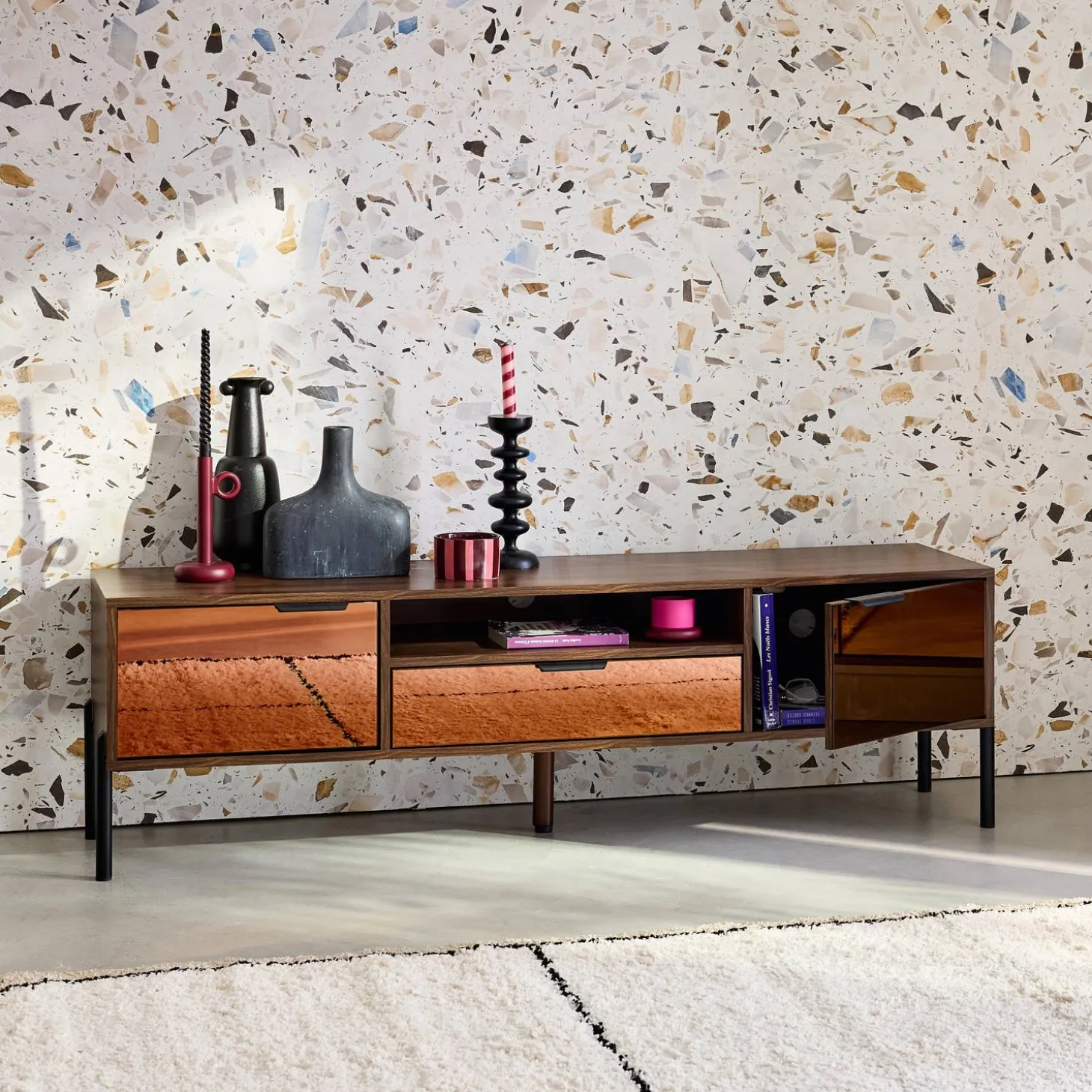 Mueble TV vintage efecto madera de nogal 151,5cm