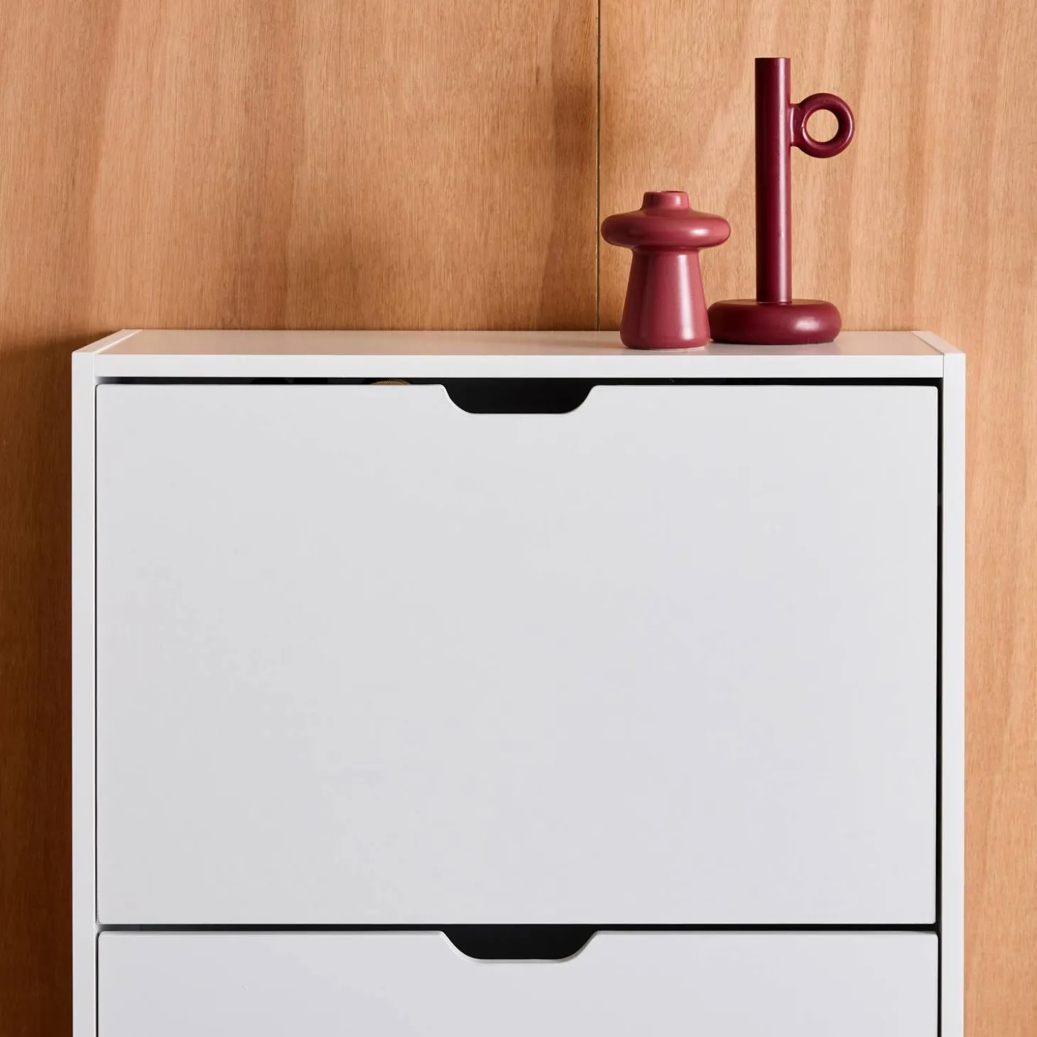 Mueble zapatero decorativo de madera con 3 cajones