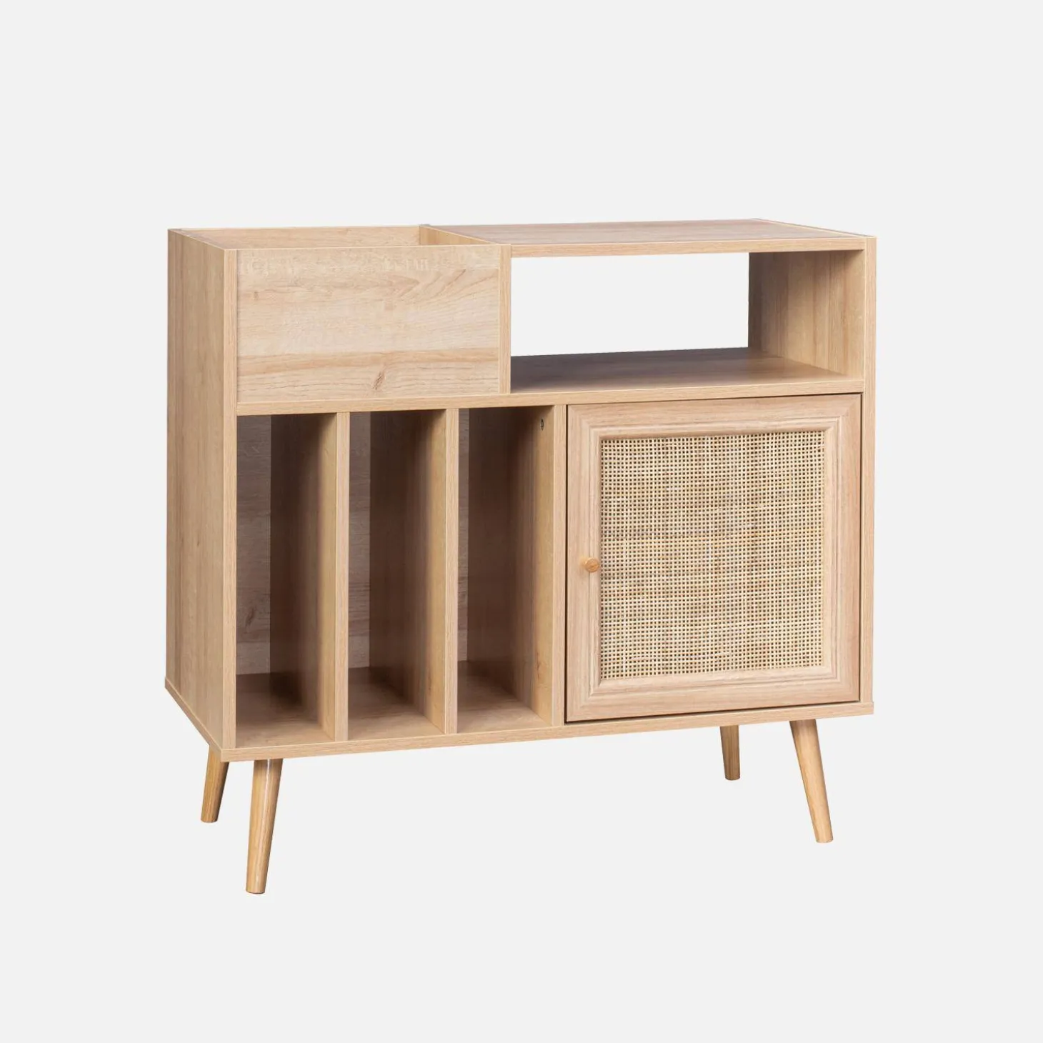 Muebles de vinilo con decoración de caña y madera