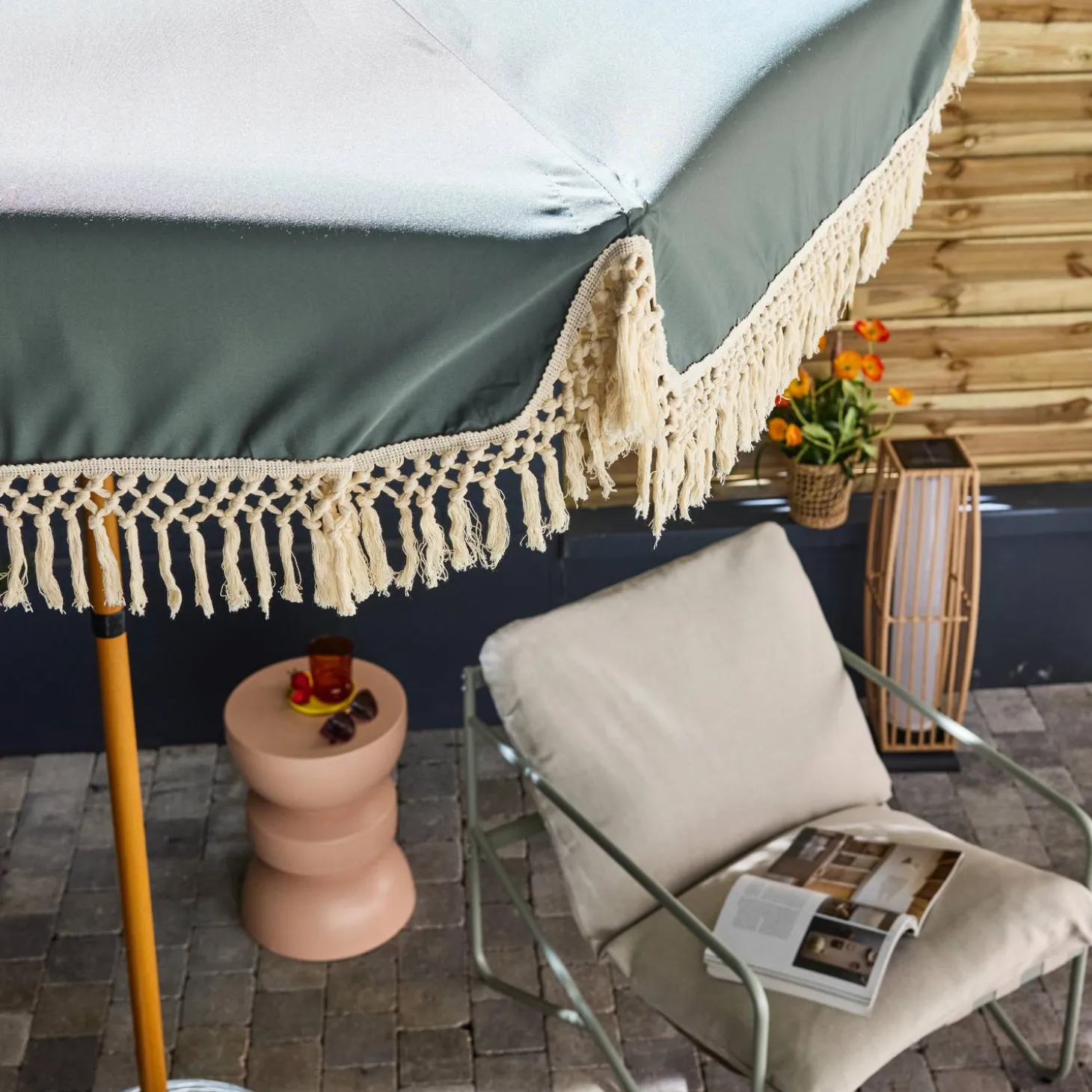 Parasol redondo recta con flecos, Ø2m