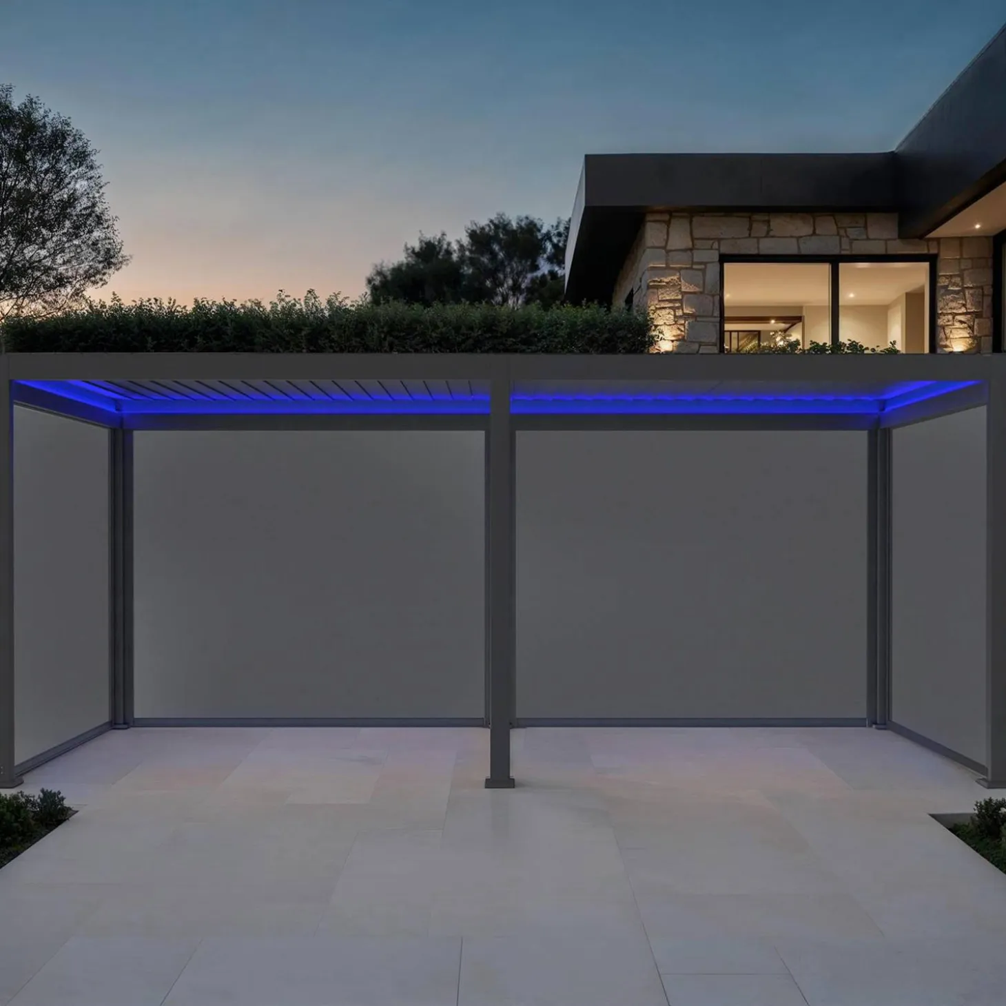 Pérgola bioclimática eléctrica de aluminio con LED 3x6m + 4 toldos de 3m