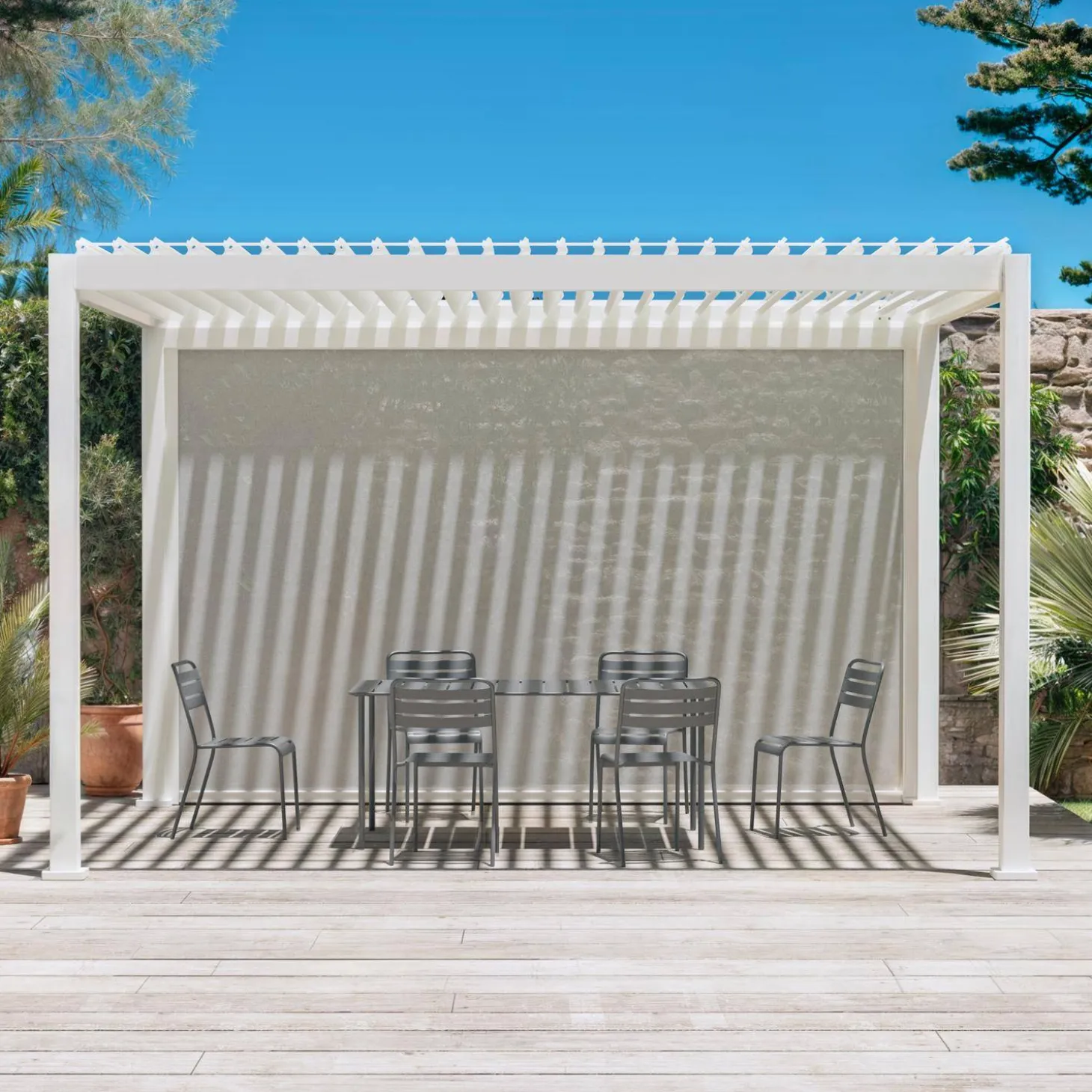 Pérgola bioclimática 3x4m con toldo vertical de 4m