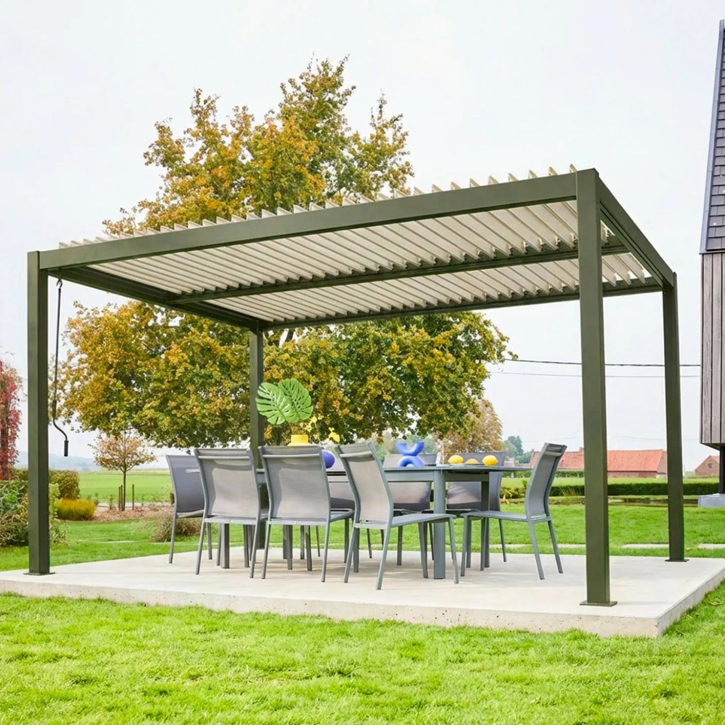 Pérgola bioclimática 3x4m de aluminio y acero con lamas orientables