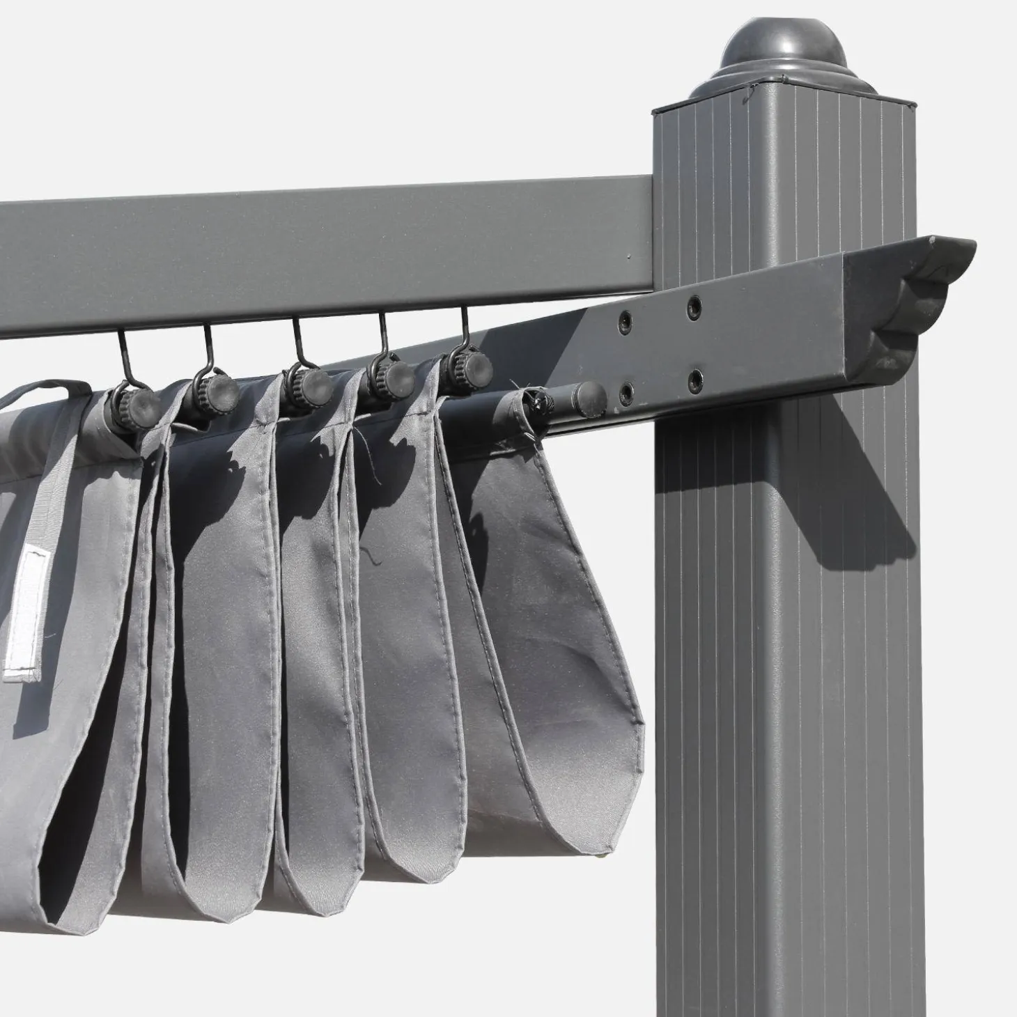 Pérgola 3x4m de aluminio con cubierta corredera