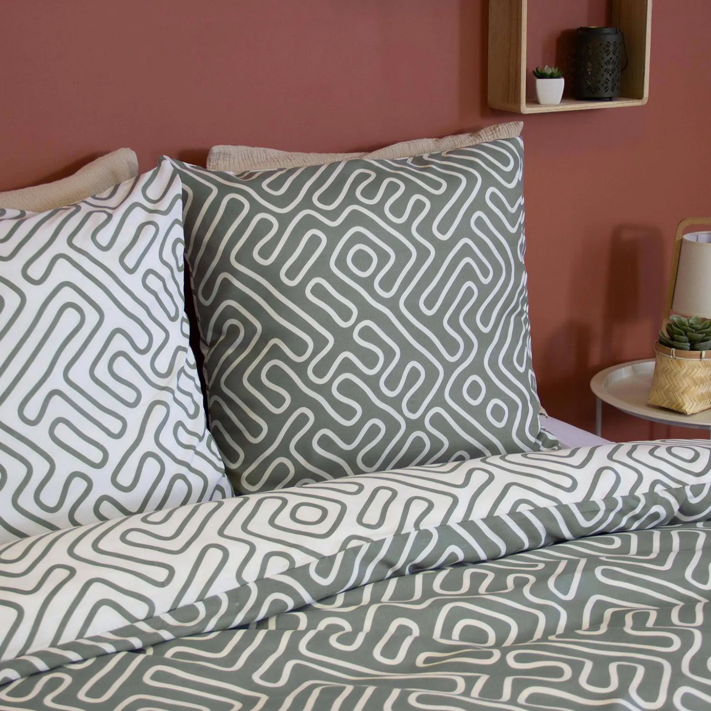 Ropa de cama de microfibra reversibles con estampado de laberinto gris, 2 plazas