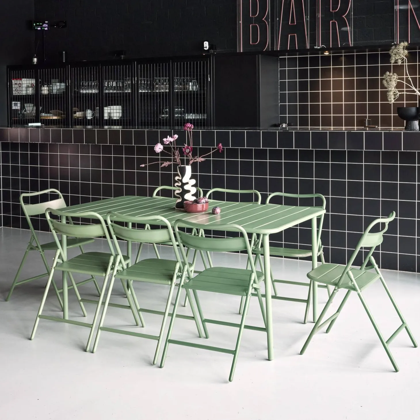 Set mesa de jardín bistró de acero con 8 sillas plegables, 160cm