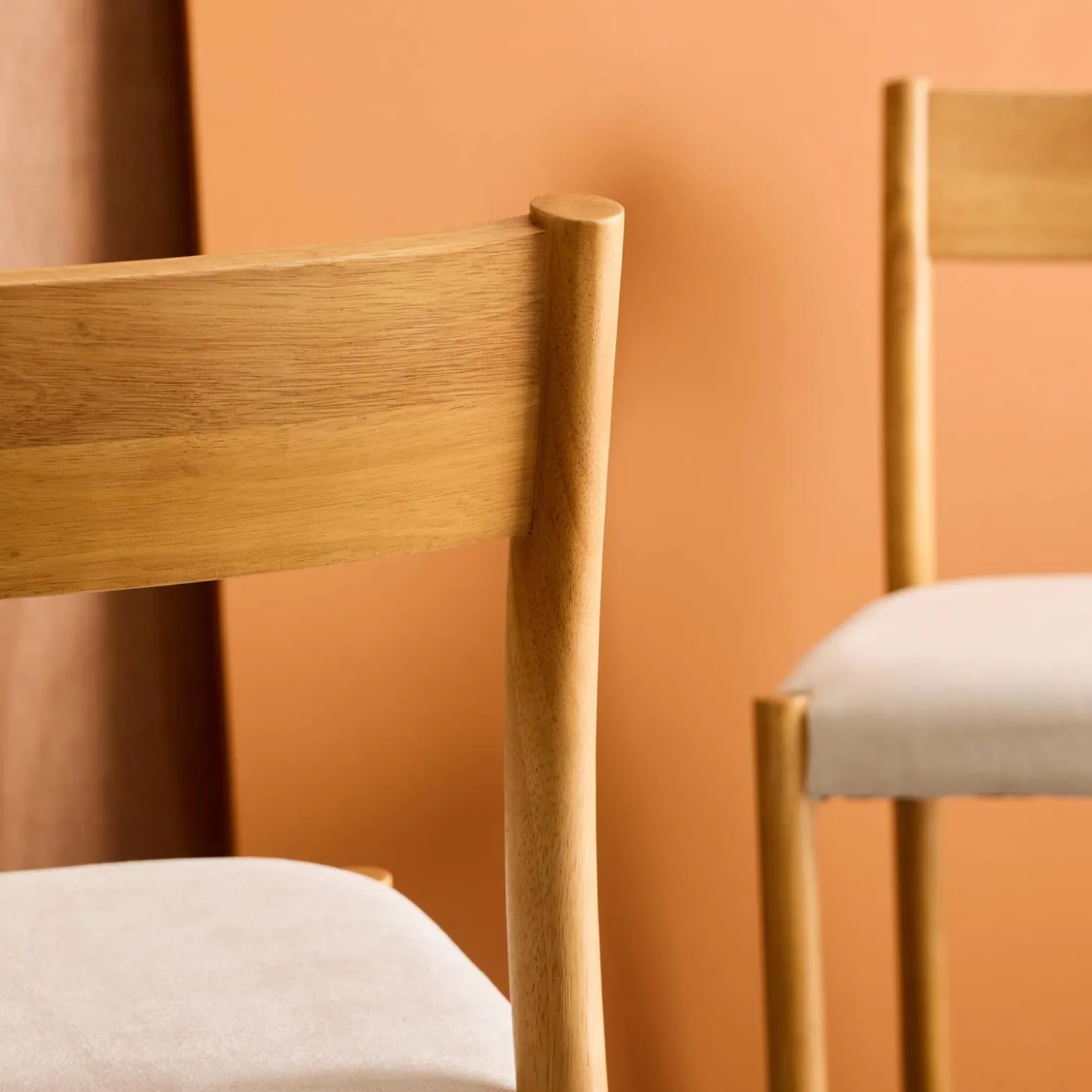 Silla bohemia de madera de hevea y tela simple, set de 2