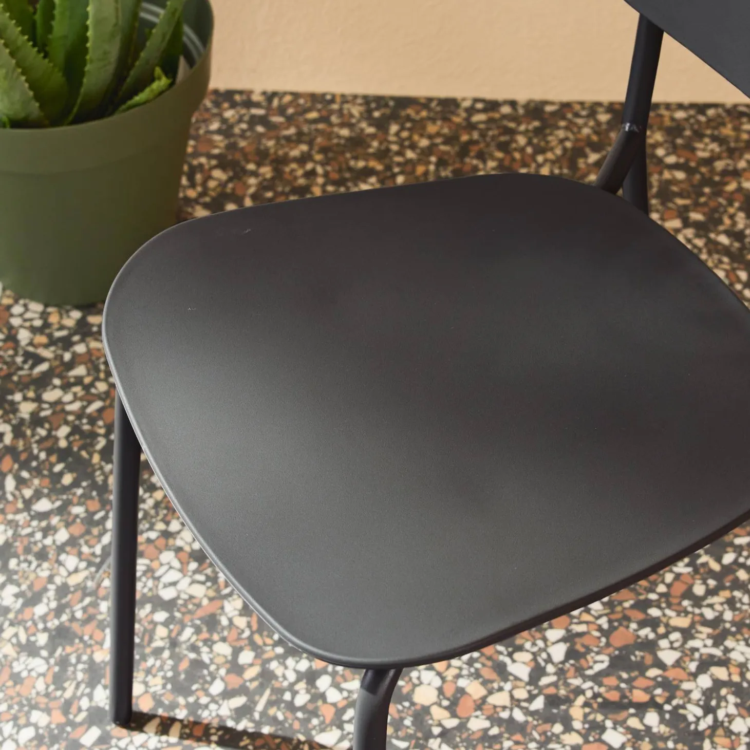 Silla de jardín apilable de acero y plástico, set de 4