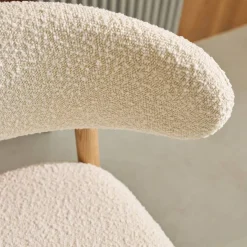 Silla de madera de hevea y tejido borreguito, set de 2