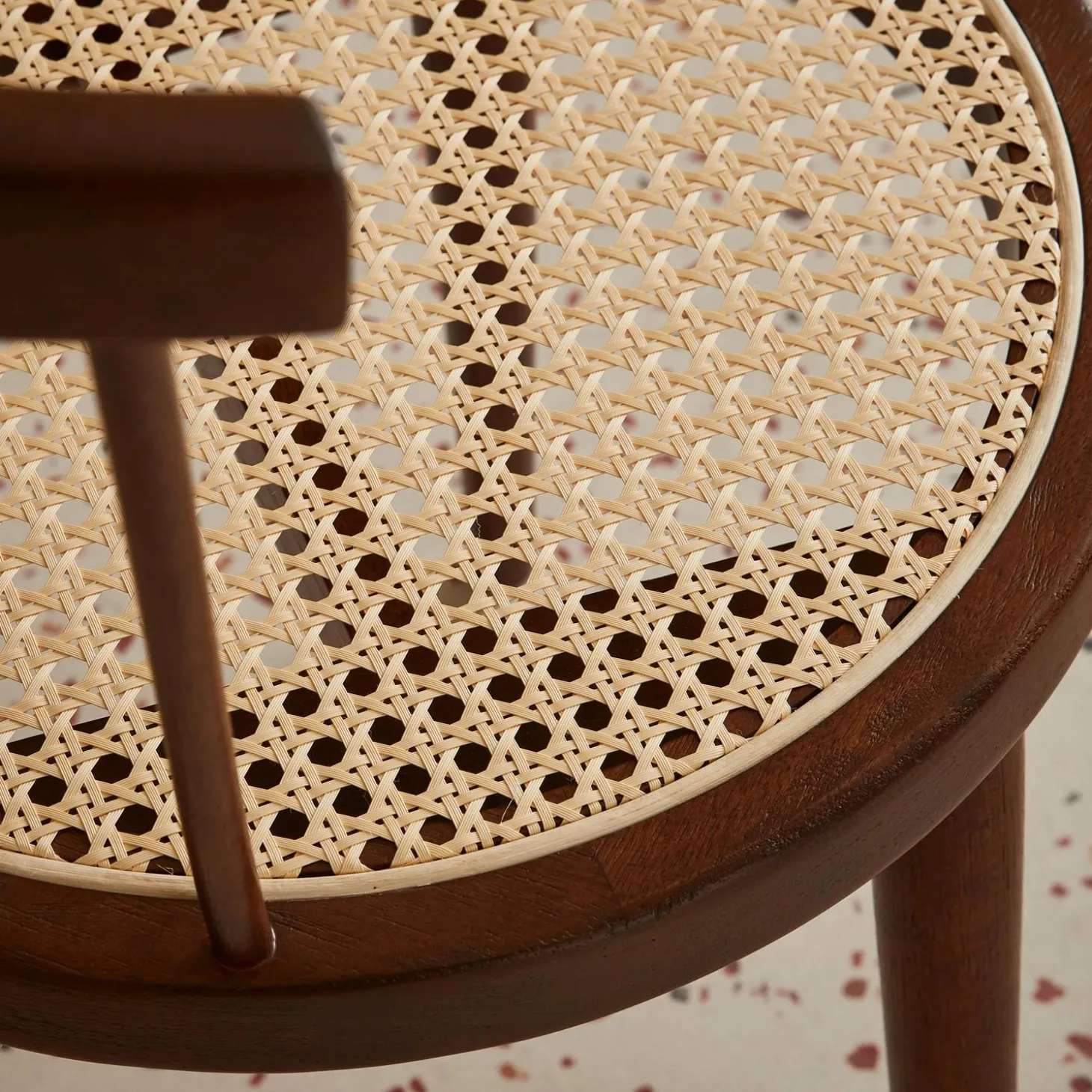 Silla de madera y caña, set de 2