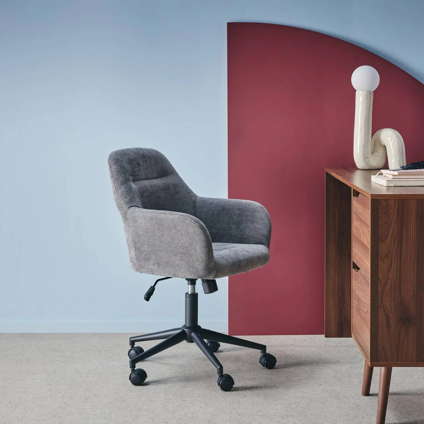 Silla de oficina con ruedas ajustable metal y tela