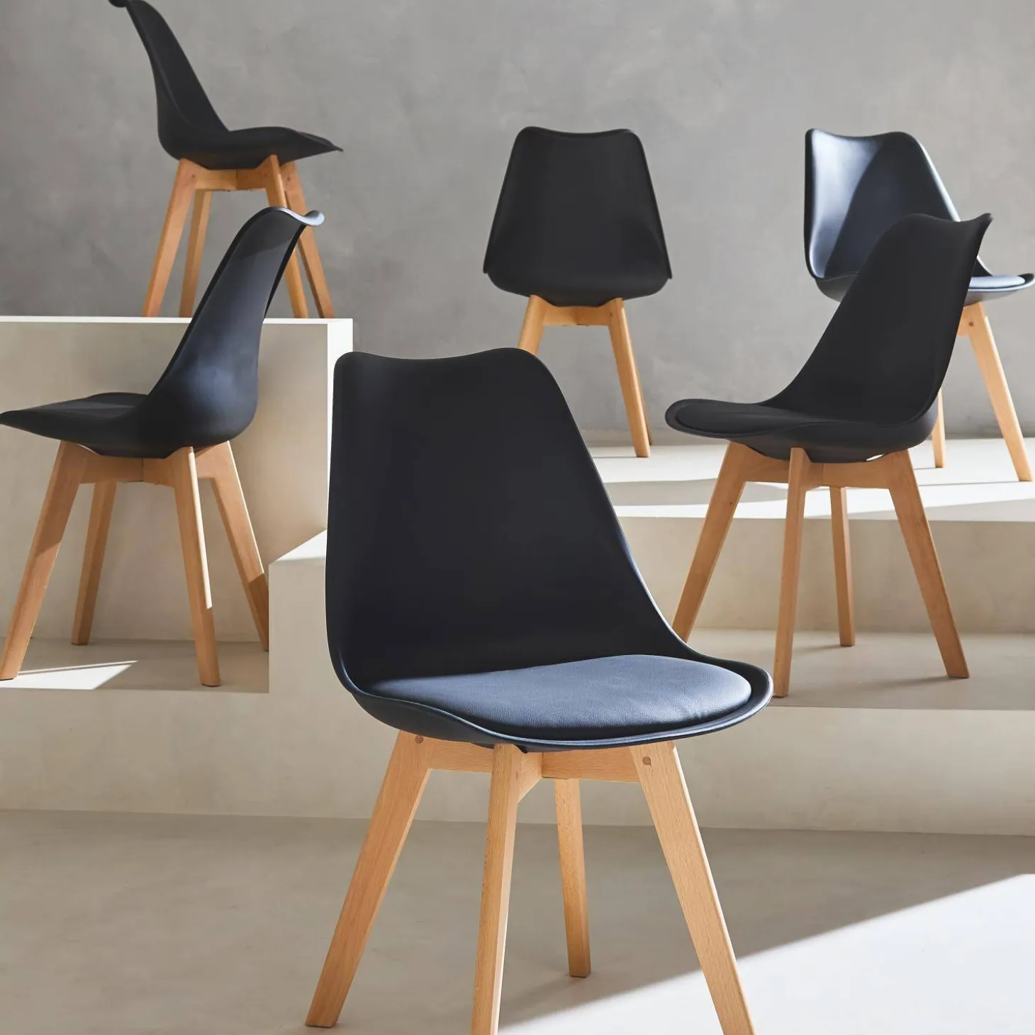 Silla escandinava con patas de madera de haya, set de 6