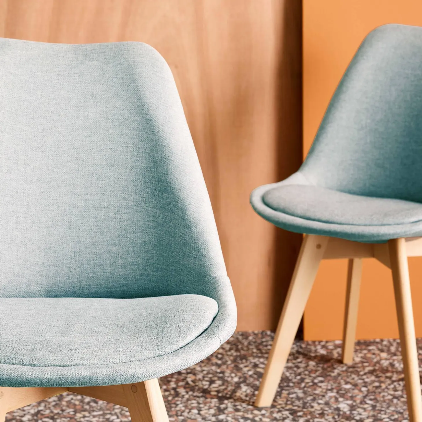 Silla escandinava de madera de haya y tela simple, set de 4