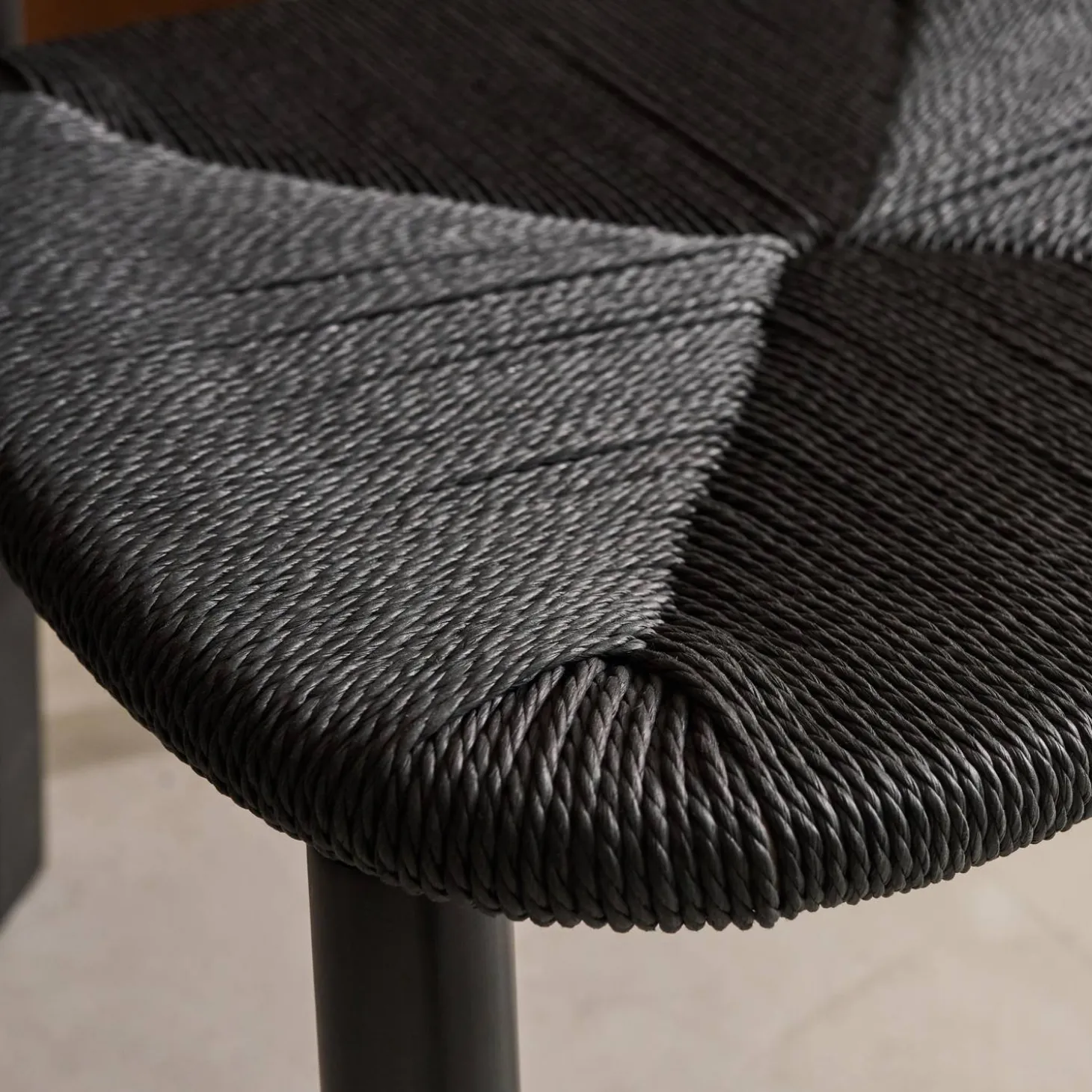 Silla escandinava de madera de hevea con asiento de cuerda, set de 2